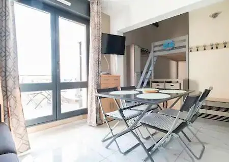 Appartement Le Solarium - Piscine - 7 Pers - Centre Port Agde